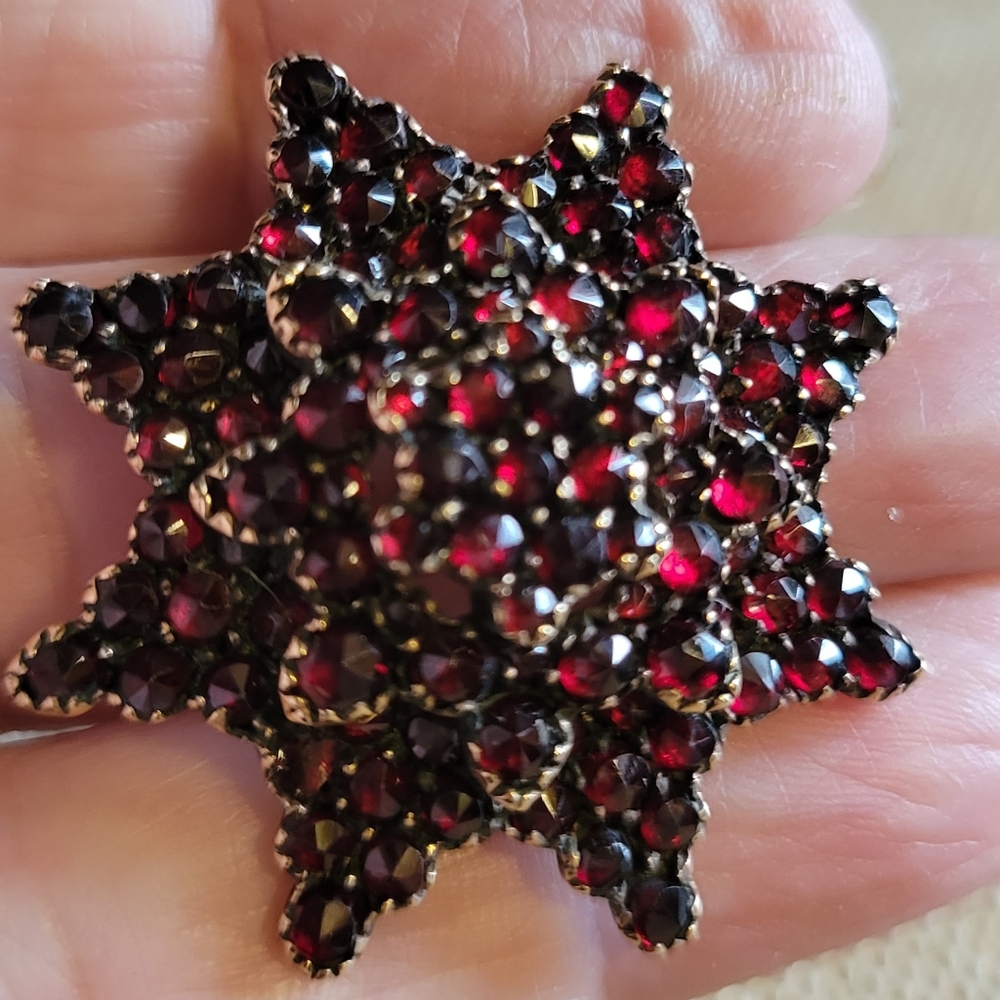 Antique Victorian Garnet Star Brooch